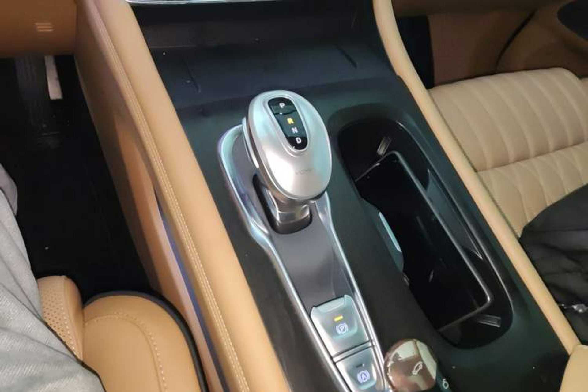 Used VOYAH Dream 2022 Low-Carbon Edition Plus Intelligent Driving Package Gear Lever
