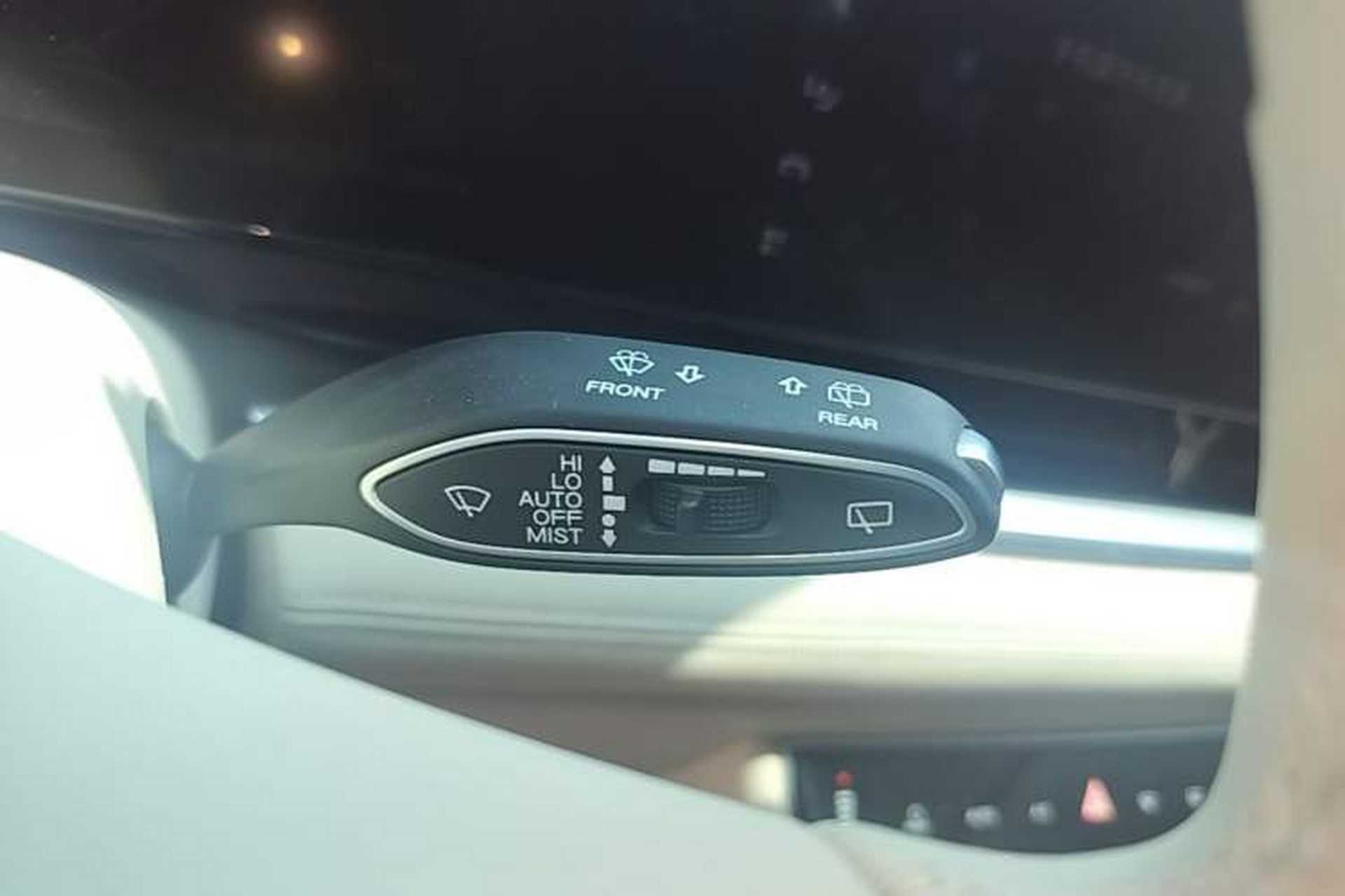 Used VOYAH Dream 2022 Low-Carbon Edition Dream+ Smart Enjoyment Package Gear Lever