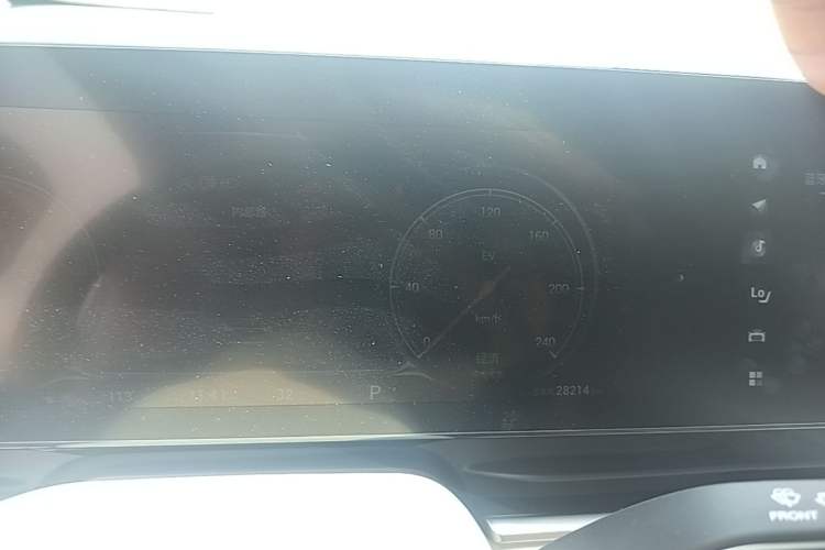 Used VOYAH Dream 2022 Low-Carbon Edition Dream+ Smart Enjoyment Package Instrument Cluster