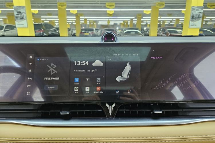 Used VOYAH Dream 2022 Low-Carbon Edition Plus Intelligent Driving Package Interior 3