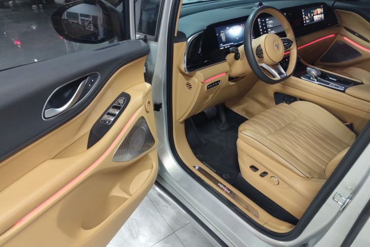 Used VOYAH Dream 2022 Low-Carbon Edition Dream+ Smart Enjoyment Package Interior 3