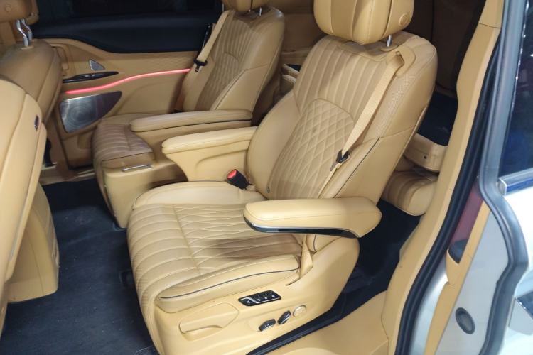 Used VOYAH Dream 2022 Low-Carbon Edition Dream+ Smart Enjoyment Package Interior 4