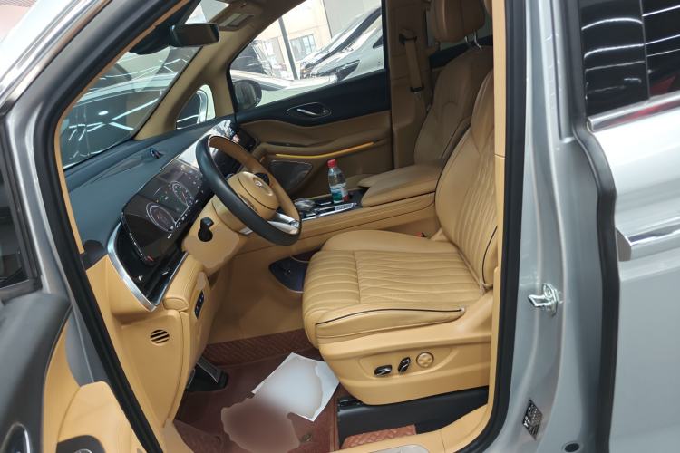 Used VOYAH Dream 2022 Low-Carbon Edition Dream+ Smart Enjoyment Package Left Front Seat