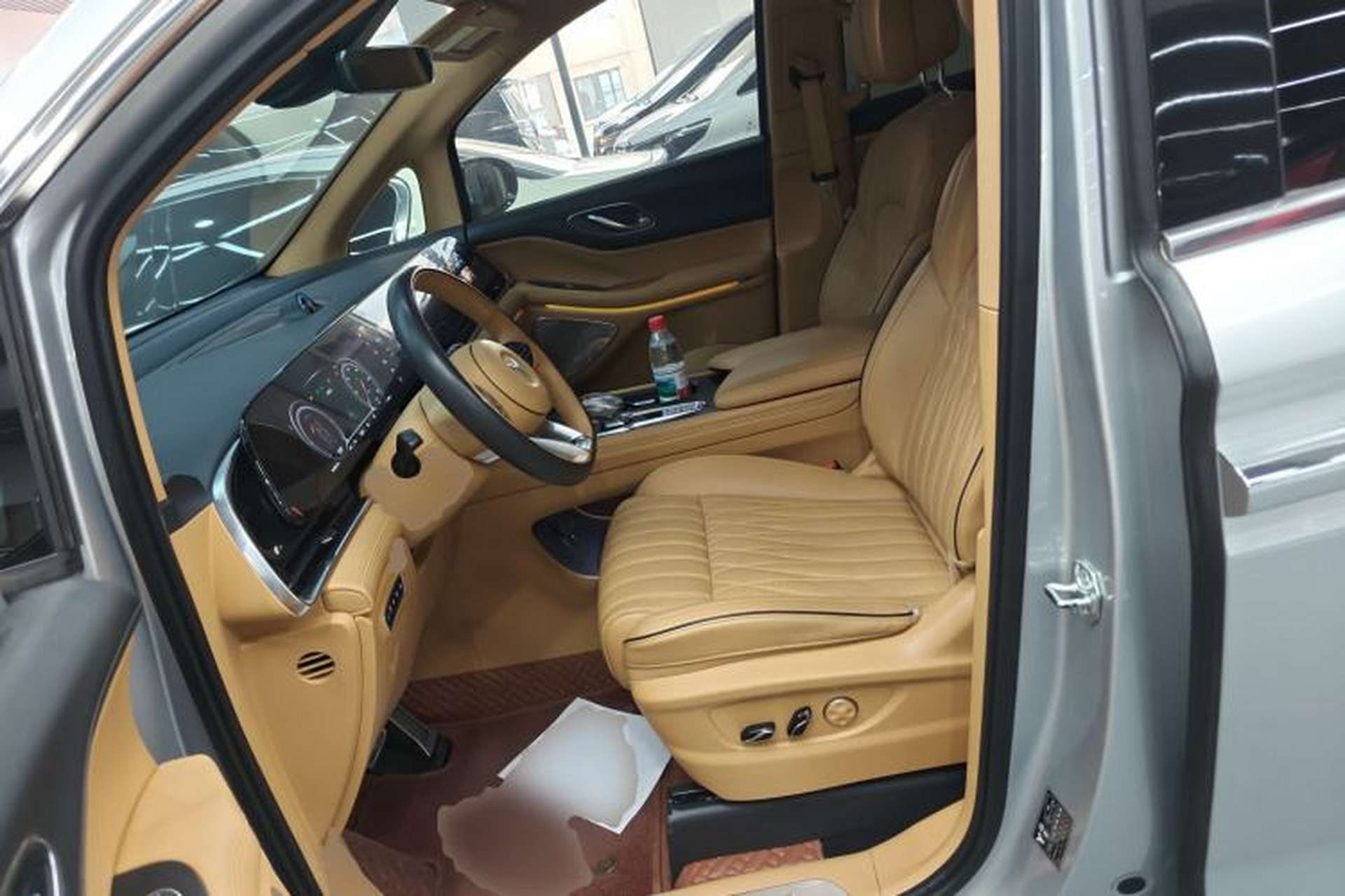Used VOYAH Dream 2022 Low-Carbon Edition Dream+ Smart Enjoyment Package Left Front Seat