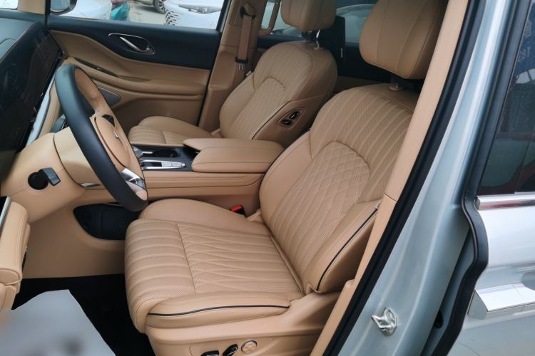 Used VOYAH Dream 2022 Low-Carbon Edition Dream+ Smart Enjoyment Package Left Front Seat