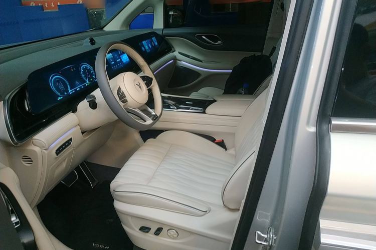 Used VOYAH Dream 2022 Low-Carbon Edition Dream+ Smart Enjoyment Package Left Front Seat