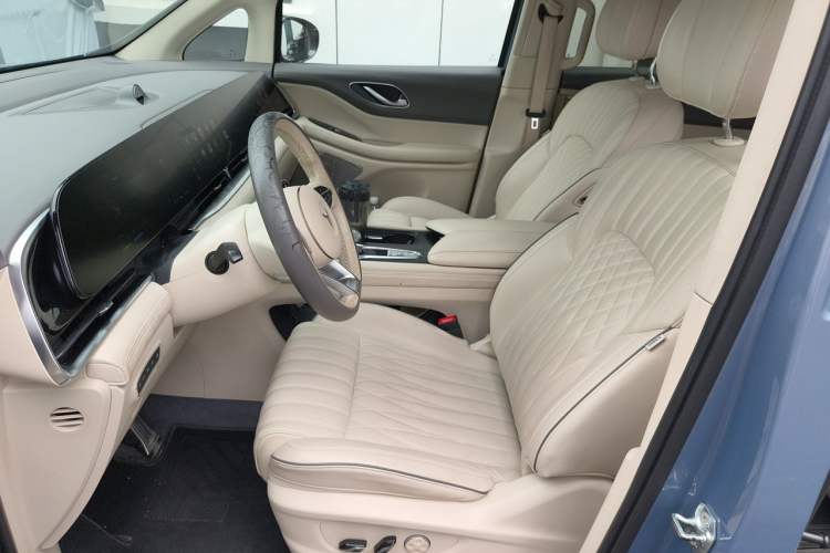 Used VOYAH Dream 2022 Low-Carbon Edition Dream+ Smart Enjoyment Package Left Front Seat