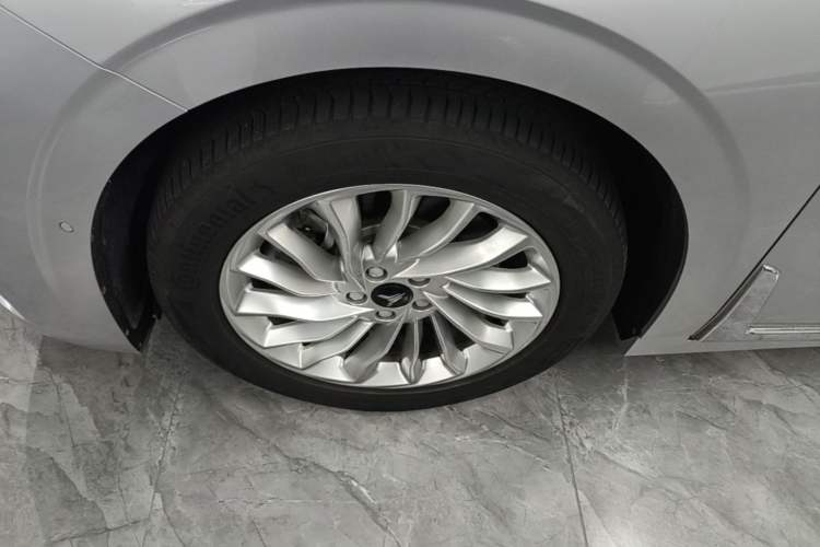 Used VOYAH Dream 2022 Low-Carbon Edition Plus Intelligent Driving Package Left Front Wheel Hub