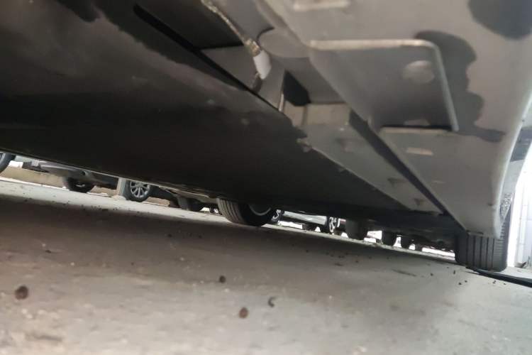 Used VOYAH Dream 2022 Low-Carbon Edition Plus Intelligent Driving Package Left Side Sill