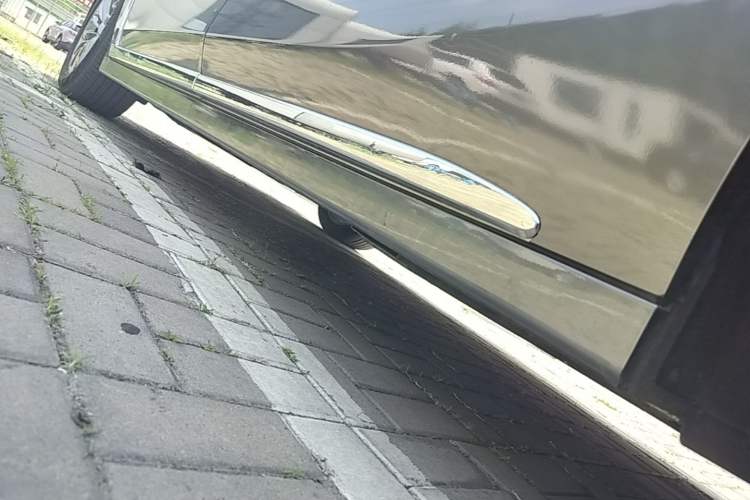 Used VOYAH Dream 2022 Low-Carbon Edition Dream+ Smart Enjoyment Package Left Side Sill