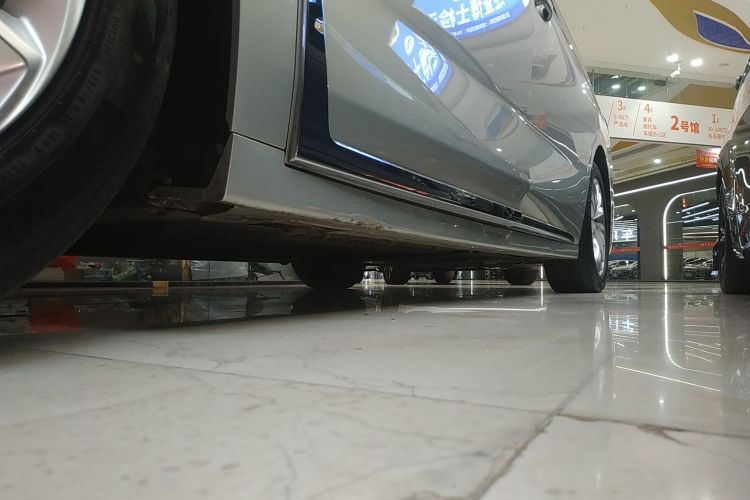 Used VOYAH Dream 2022 Low-Carbon Edition Dream+ Smart Enjoyment Package Left Side Sill
