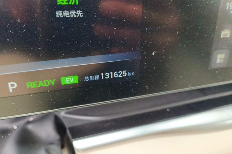 Used VOYAH Dream 2022 Low-Carbon Edition Dream+ Smart Enjoyment Package Odometer Close Up