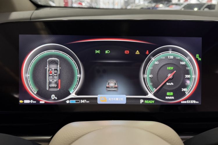 Used VOYAH Dream 2022 Low-Carbon Edition Dream+ Smart Enjoyment Package Odometer Close Up
