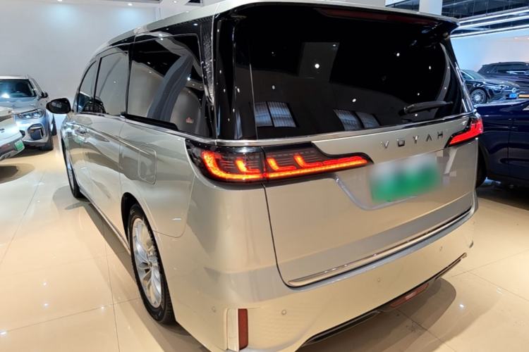 Used VOYAH Dream 2022 Low-Carbon Edition Dream+ Smart Enjoyment Package Rear Left 45 Deg