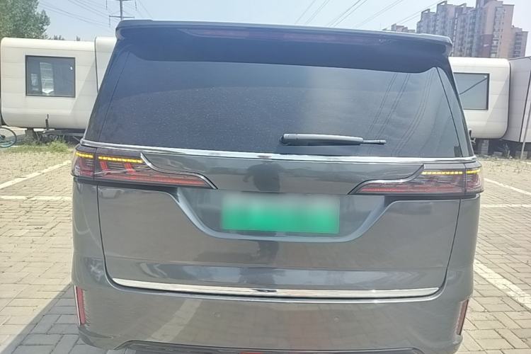 Used VOYAH Dream 2022 Low-Carbon Edition Dream+ Smart Enjoyment Package Rear