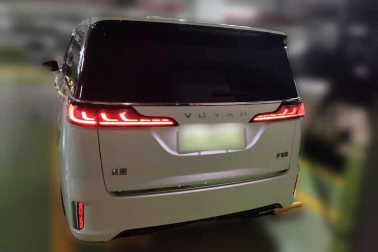 Used VOYAH Dream 2022 Low-Carbon Edition Dream+ Smart Enjoyment Package Rear