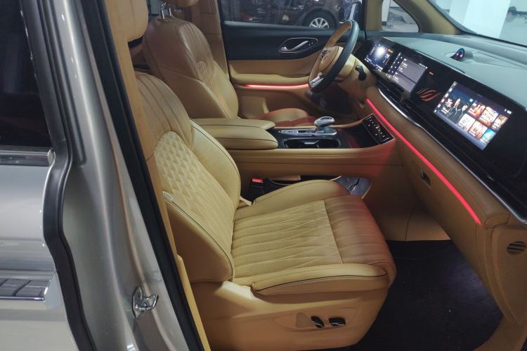 Used VOYAH Dream 2022 Low-Carbon Edition Dream+ Smart Enjoyment Package Right Front Seat