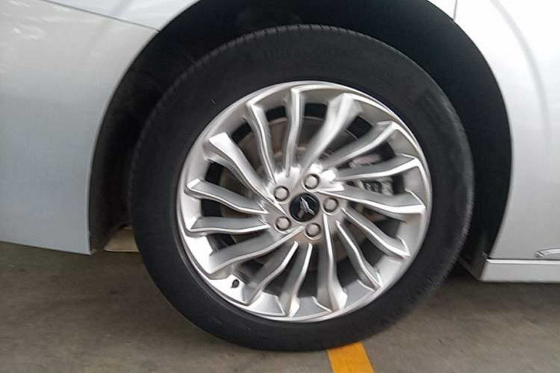 Used VOYAH Dream 2022 Low-Carbon Edition Plus Intelligent Driving Package Right Rear Wheel Hub