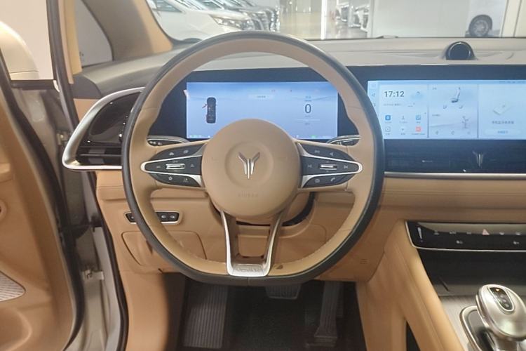 Used VOYAH Dream 2022 Low-Carbon Edition Dream+ Smart Enjoyment Package Steering Wheel
