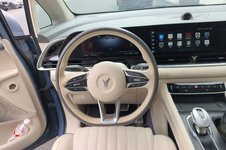 Used VOYAH Dream 2022 Low-Carbon Edition Dream+ Smart Enjoyment Package Steering Wheel