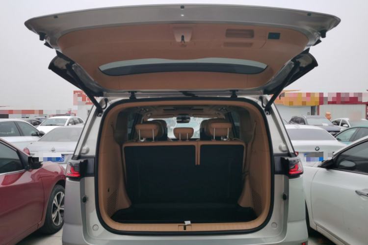 Used VOYAH Dream 2022 Low-Carbon Edition Dream+ Smart Enjoyment Package Trunk