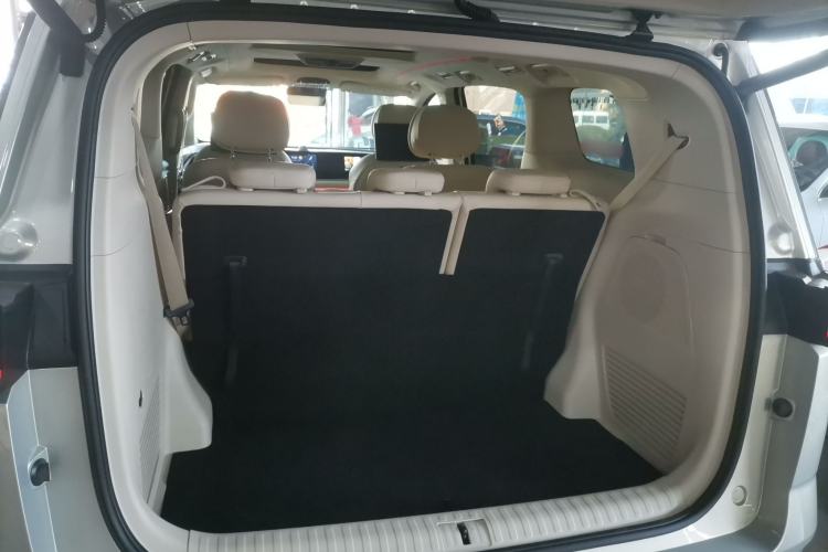 Used VOYAH Dream 2022 Low-Carbon Edition Dream+ Smart Enjoyment Package Trunk