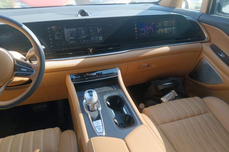 Used VOYAH Dream 2022 Low-Carbon Edition Dream+ Smart Enjoyment Package Audio And AC Panel