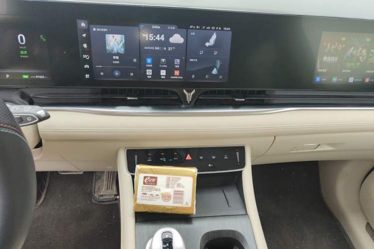 Used VOYAH Dream 2022 Low-Carbon Edition Dream+ Smart Enjoyment Package Audio And AC Panel