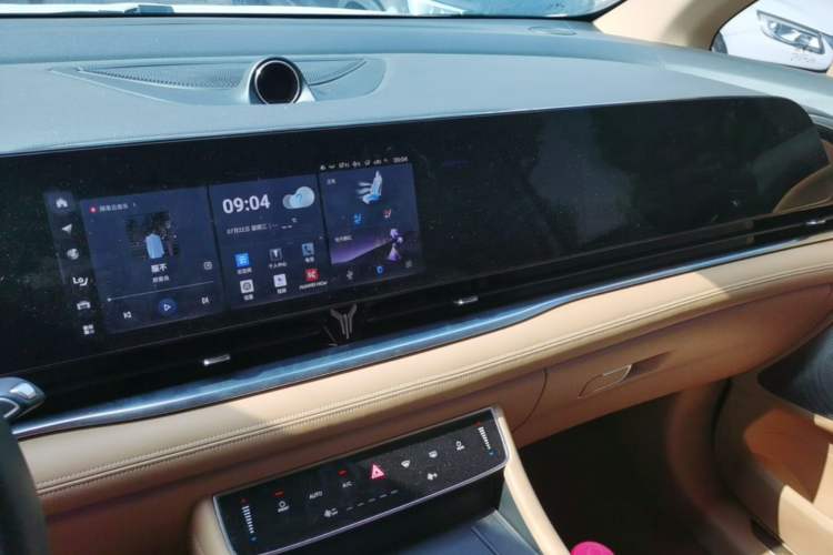 Used VOYAH Dream 2022 Low-Carbon Edition Dream+ Smart Enjoyment Package Audio And AC Panel