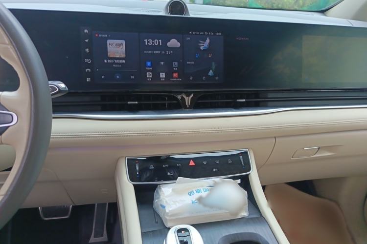 Used VOYAH Dream 2022 Low-Carbon Edition Dream+ Smart Enjoyment Package Audio And AC Panel