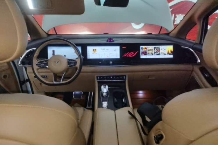 Used VOYAH Dream 2022 Low-Carbon Edition Dream+ Smart Enjoyment Package Center Console
