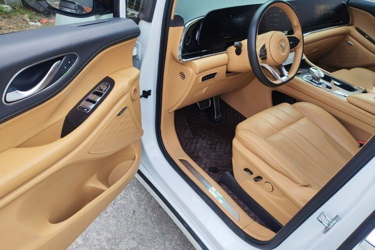 Used VOYAH Dream 2022 Zero-Carbon Edition Plus Intelligent Driving & Range Package—605 km Driver Seat