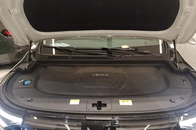 Used VOYAH Dream 2022 Low-Carbon Edition Dream+ Smart Enjoyment Package Engine Bay