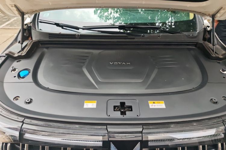 Used VOYAH Dream 2022 Low-Carbon Edition Dream+ Smart Enjoyment Package Engine Bay