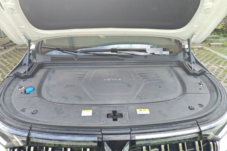 Used VOYAH Dream 2022 Low-Carbon Edition Dream+ Smart Enjoyment Package Engine Bay