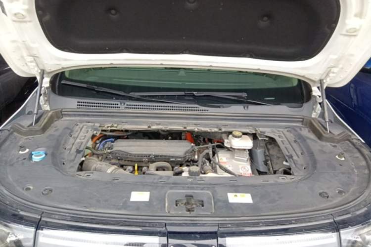 Used VOYAH Dream 2022 Low-Carbon Edition Dream+ Smart Enjoyment Package Engine Bay