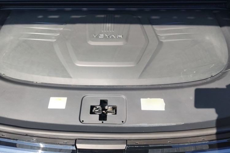 Used VOYAH Dream 2022 Low-Carbon Edition Dream+ Smart Enjoyment Package Engine Bay