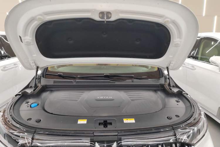 Used VOYAH Dream 2022 Low-Carbon Edition Plus Intelligent Driving Package Engine Bay