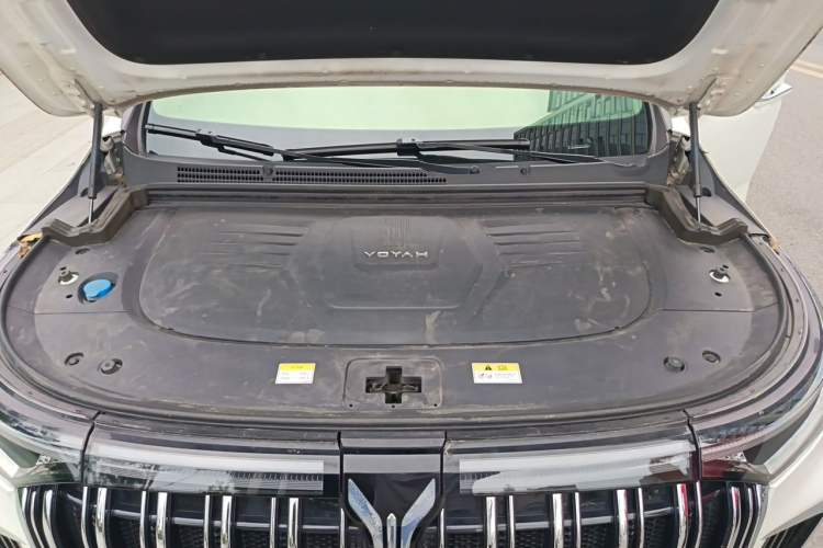 Used VOYAH Dream 2022 Low-Carbon Edition Dream+ Smart Enjoyment Package Engine Bay