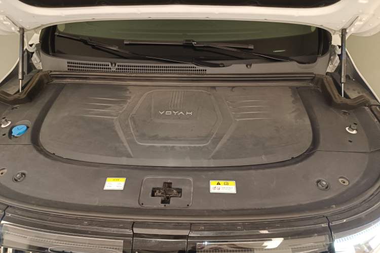 Used VOYAH Dream 2022 Low-Carbon Edition Dream+ Smart Enjoyment Package Engine Bay