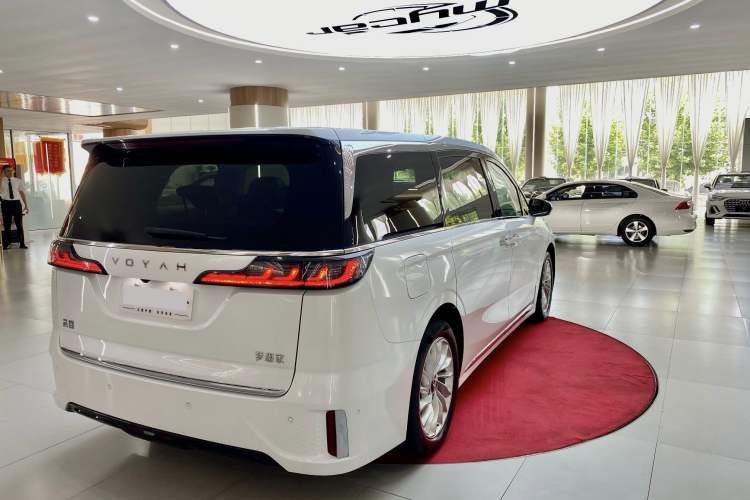 Used VOYAH Dream 2022 Low-Carbon Edition Plus Intelligent Driving Package Exterior 4