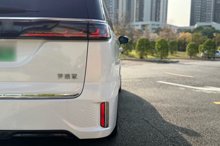 Used VOYAH Dream 2022 Low-Carbon Edition Dream+ Smart Enjoyment Package Exterior 5