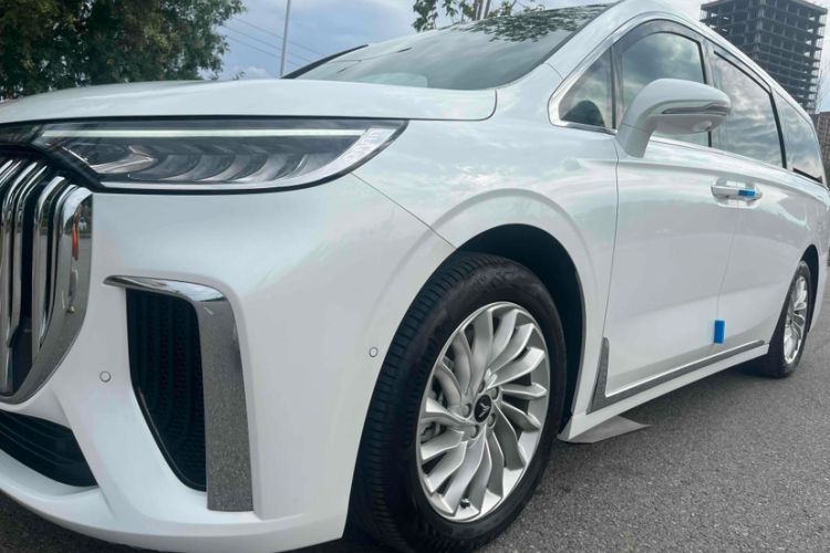 Used VOYAH Dream 2022 Low-Carbon Edition Plus Intelligent Driving Package Exterior 7