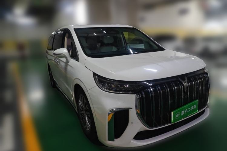 Used VOYAH Dream 2022 0-Emission Edition Dream+ Smart Range Package – 605 km Front Right 45 Deg