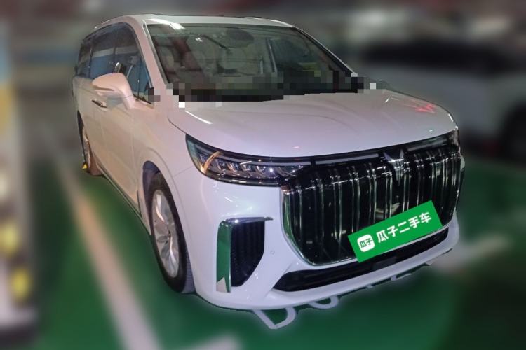 Used VOYAH Dream 2022 0-Emission Version Range of 475 km Front Right 45 Deg