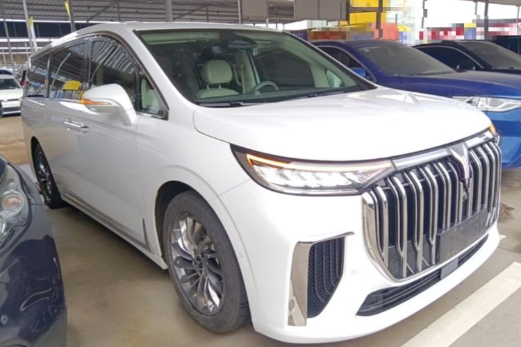 Used VOYAH Dream 2022 Low-Carbon Edition Dream+ Smart Enjoyment Package Front Right 45 Deg