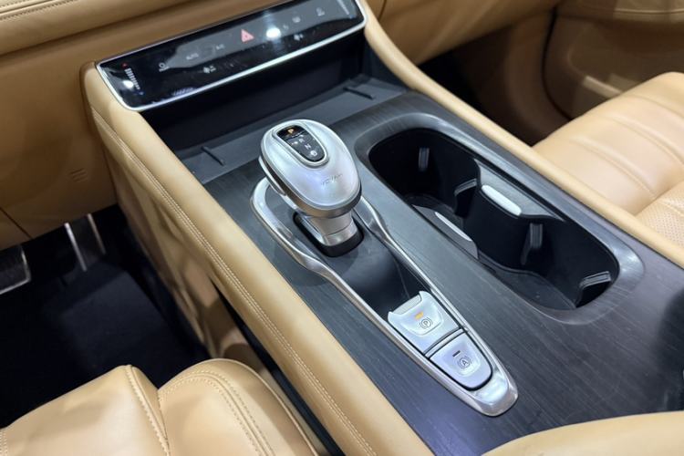 Used VOYAH Dream 2022 Low-Carbon Edition Plus Intelligent Driving Package Gear Lever