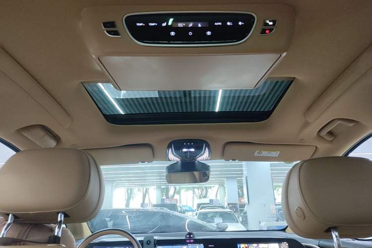 Used VOYAH Dream 2022 Low-Carbon Edition Dream+ Smart Enjoyment Package Headliner