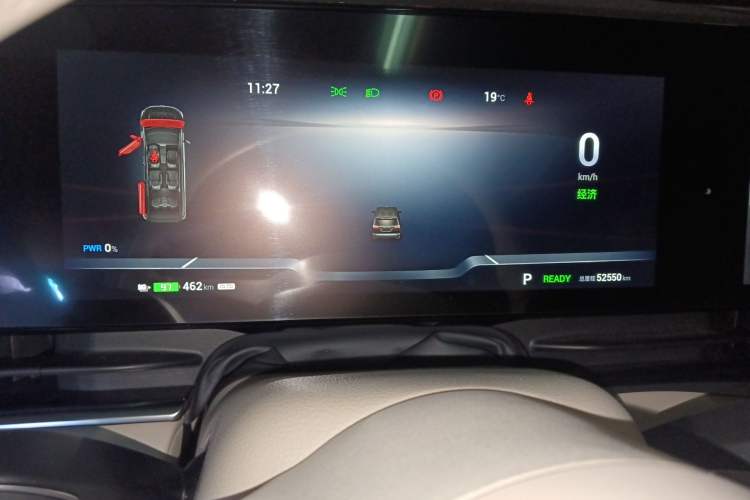 Used VOYAH Dream 2022 0-Emission Version Range of 475 km Instrument Cluster