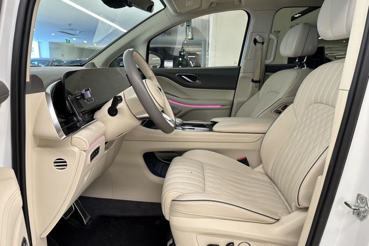 Used VOYAH Dream 2022 Low-Carbon Edition Dream+ Smart Enjoyment Package Interior 12
